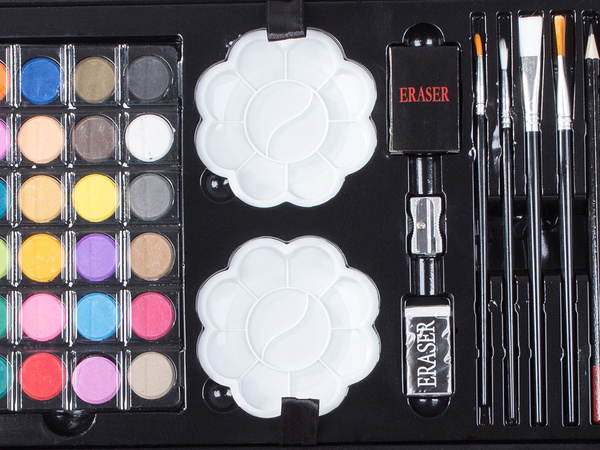 Mākslinieku komplekts gleznošanai kārbā 145 gab.