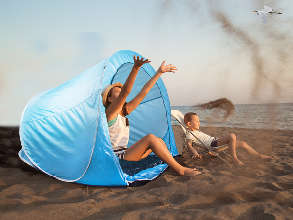 Šotor na plaži velik zaklenljiv pop-up samoskladljiv s pokrovom uv