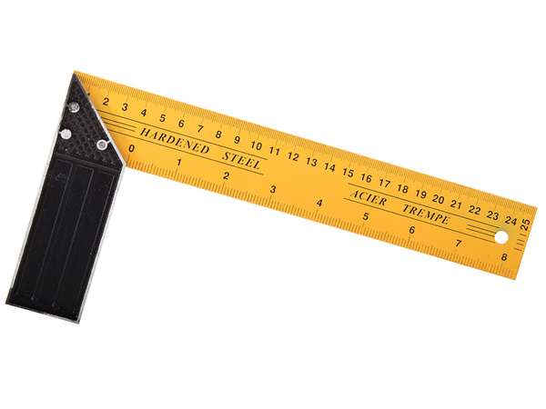 Cornière de menuisier en acier de construction avec échelle