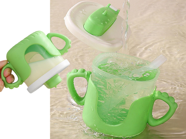 Detský hrnček na pitie so silikónovými držadlami 300 ml so slamkou
