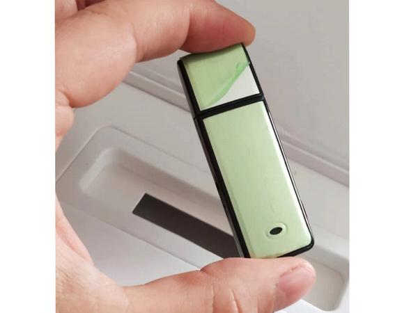 Mini spy recorder usb pendrive eavesdropping