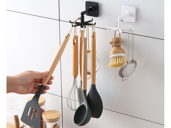 Вращающаяся вешалка и органайзер для кухни и ванной комнаты.