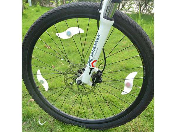 Tapón de radios luminoso led rueda bicicleta moto