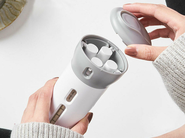 Kelionių organizatorius, skirtas kosmetikos skysčių dozatoriui