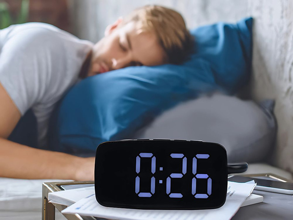 Electronic alarm clock with vibration pad led digital mains alarm