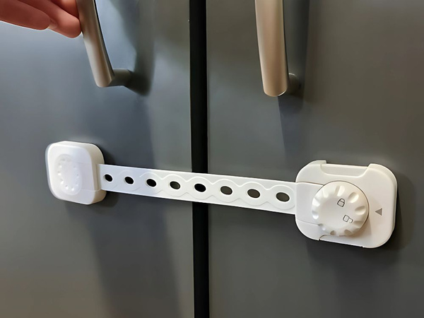 Lukustus, kapide ja sahtlite turvalukustus, mööbli uksed laste eest