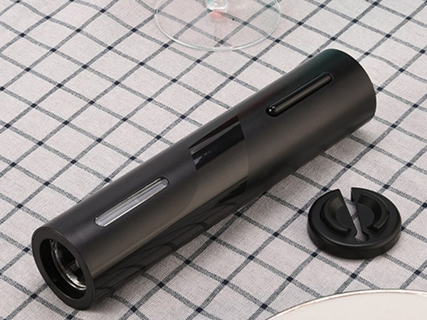 Electric corkscrew wine opener set