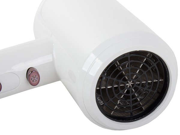 Rukoväť sušiča vlasov pri hotelovom bazéne