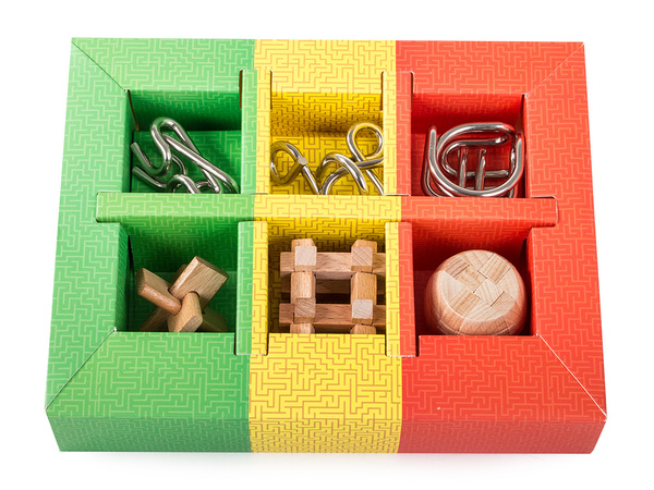 Set de puzzle-uri logice din metal