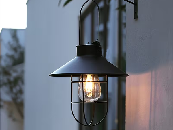 LÁMPARA SOLAR COLGANTE CON SENSOR CREPUSCULAR IMPERMEABLE VINTAGE DE JARDÍN