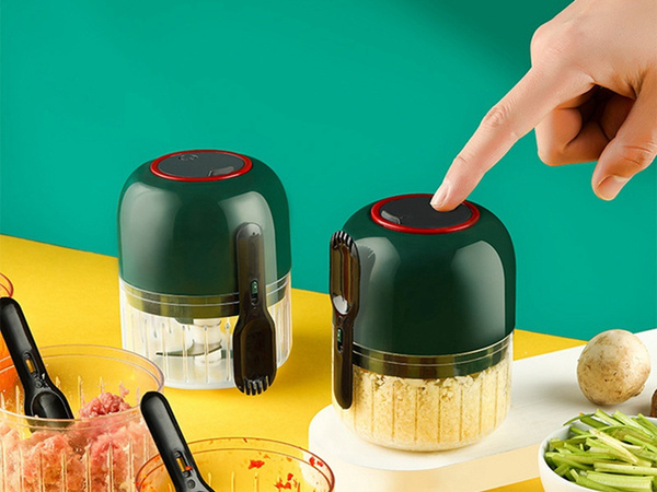 Tocător electric pentru fructe și legume