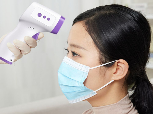 Brezkontaktni infrardeči termometer lcd elektronski natančen digitalni