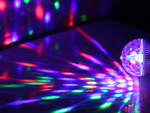 Led žiarovka rgb rotačná e27 disco guľa