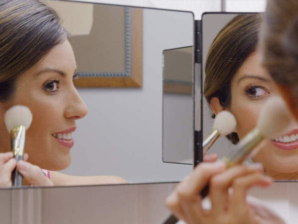 3-part folding wall-mounted cosmetic mirror