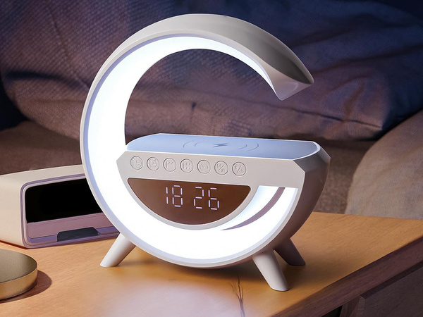 Lampka led rgb gamingowa ładowarka indukcyjna głośnik budzik radio zegar