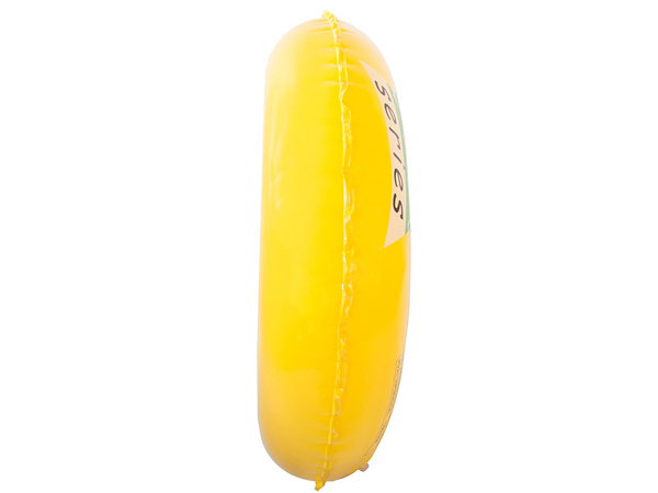 Kleines aufblasbares rad für ihr kind zum schwimmen im poolwasser