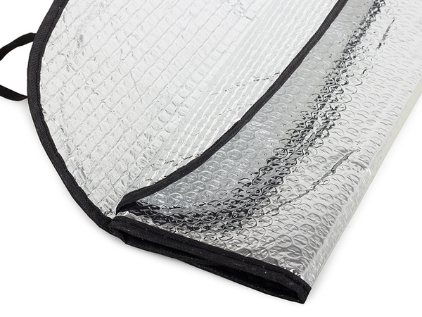 Pare-soleil pour la vitre avant arrière d'un tapis de voiture
