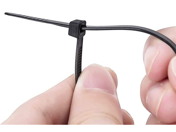 Tricks clamps 3.6x200 100 tk musta