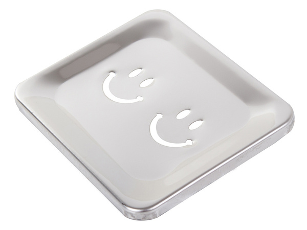 Metallist seebitaldrik vannitoa riiulil