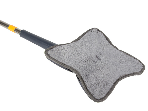Rotary flat mop for floor cleaning with wringer hygienic