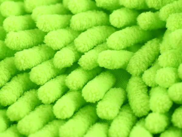 Rokavica iz mikrovlaken za čiščenje avtopralnice na roki