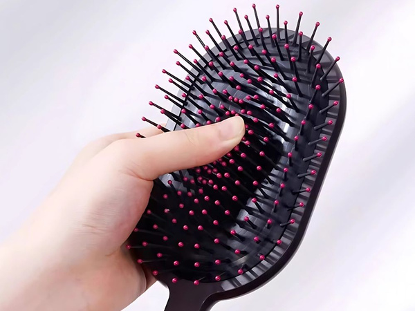 Massaging hair brush for detangling head massage + comb