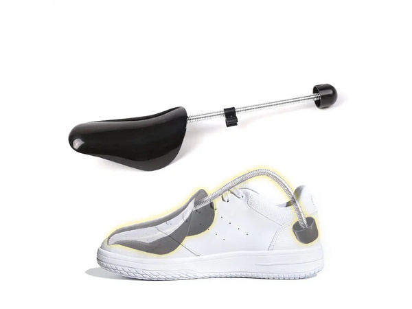 Spring shoe stretchers against shoe creasing 2 pieces