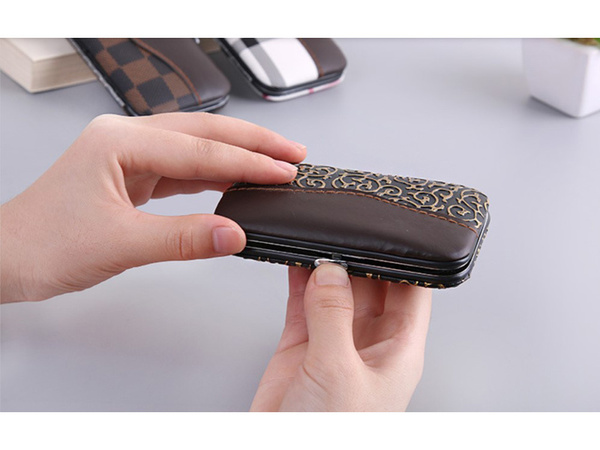 Nail art kit manicure holder case 7 items