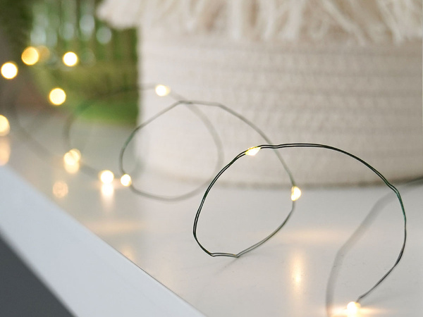 Žične luči 100 led z baterijami 10m bela topla