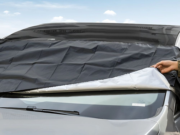 Senčnik za vetrobransko steklo za avtomobilsko poletno preprogo