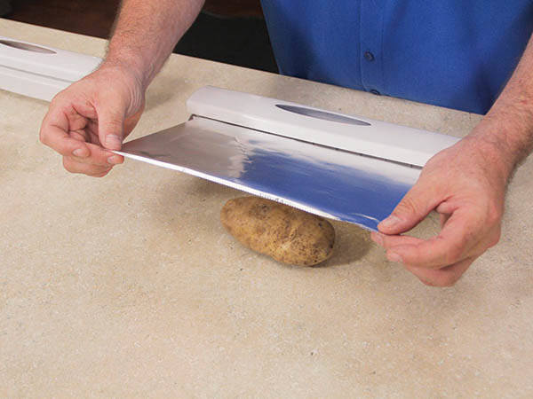 Distributeur de papier d'aluminium pour la cuisine coupeur coupeur