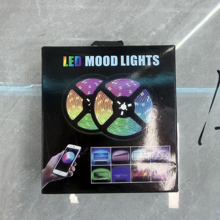 BANDĂ LED 5M 5V USB APP 5050RGB (100)