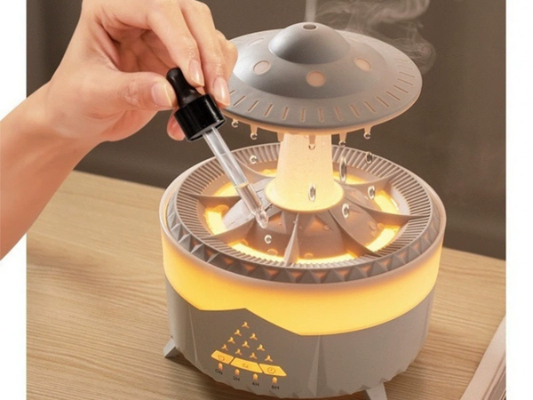 Humidificateur d'air diffuseur de parfum lampe led en forme d'ovni avec télécommande