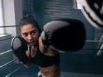 Boxing pajzs box edző mma zene usb bluetooth + boxkesztyűk