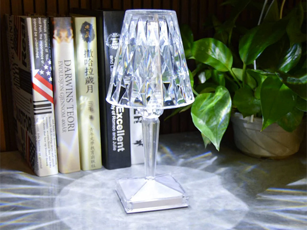 Lauavalgusti led crystal rgb usb kaugjuhtimispult
