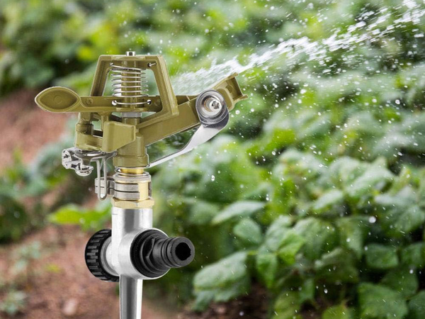 360° rotary pulsating metal lawn sprinkler