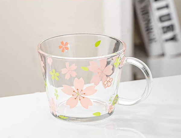 Set de masă: boluri, căni, cești, salatiere, pahare, model floral, 6 piese