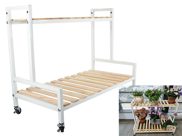 Dřevěný záhon pro hrnkové květiny dvoupatrový regál na kolečkách terasa