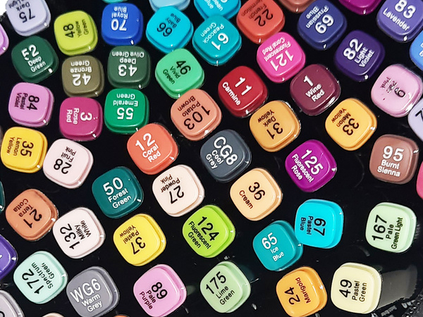 ALCOOL MARKERS TOUCH KIT 168pcs Tote sac