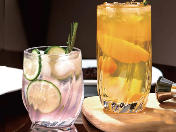6 aukštų tiesių stiklinių rinkinys šaltiesiems gėrimams, 340 ml