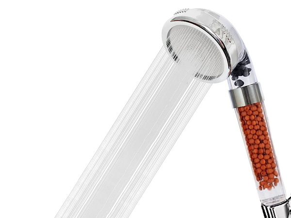 Dušo ragelis su akmenų filtru