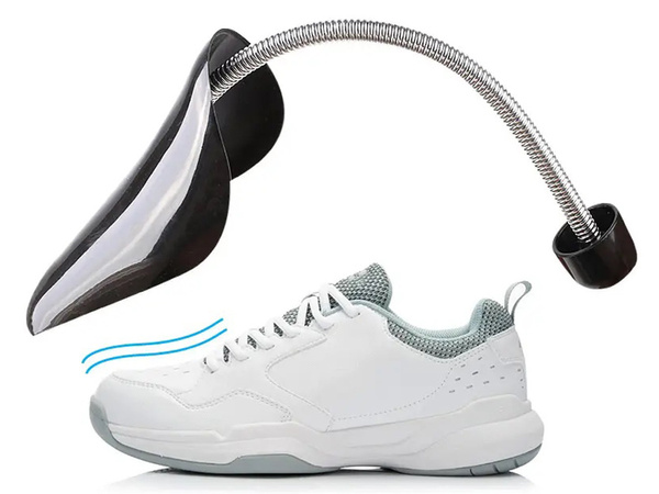 Spring shoe stretchers against shoe creasing 2 pieces