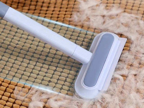 Brosse pour le nettoyage des vêtements détacheur de vêtements lave-vitres lave-cheveux 4 en 1