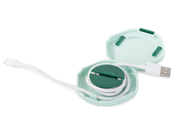 Forgatható kábelrendező telefonkábeleknek