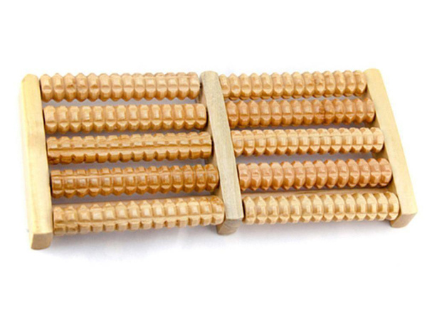 Masajeador de pies tradicional de madera rodillo 2x5