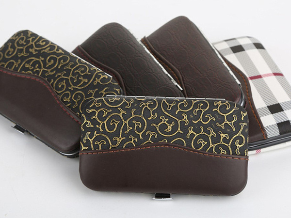 Zestaw do paznokci przybornik manicure etui 7 elem