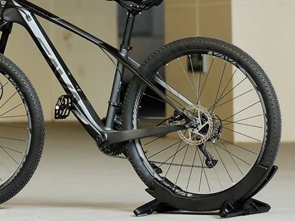 Stojan na bicykle Podlahový stojan na bicykle Služba úschovy bicyklov Nastaviteľný