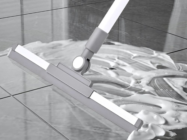 Raclette pour recueillir l'eau sols fenêtres verre miroirs balai raclette