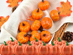Okrasna buča umetna polistirenska dekoracija halloween jesen