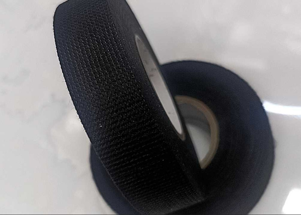 BANDĂ ISOLATOARE 25MX1,9CM (200)